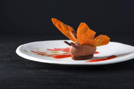 <span><span><span><span><span><span><span><span>L’effet papillon par dorian kupper, </span></span></span></span></span></span></span></span>restaurant riquewihr alsace france, photo matthieu cellard